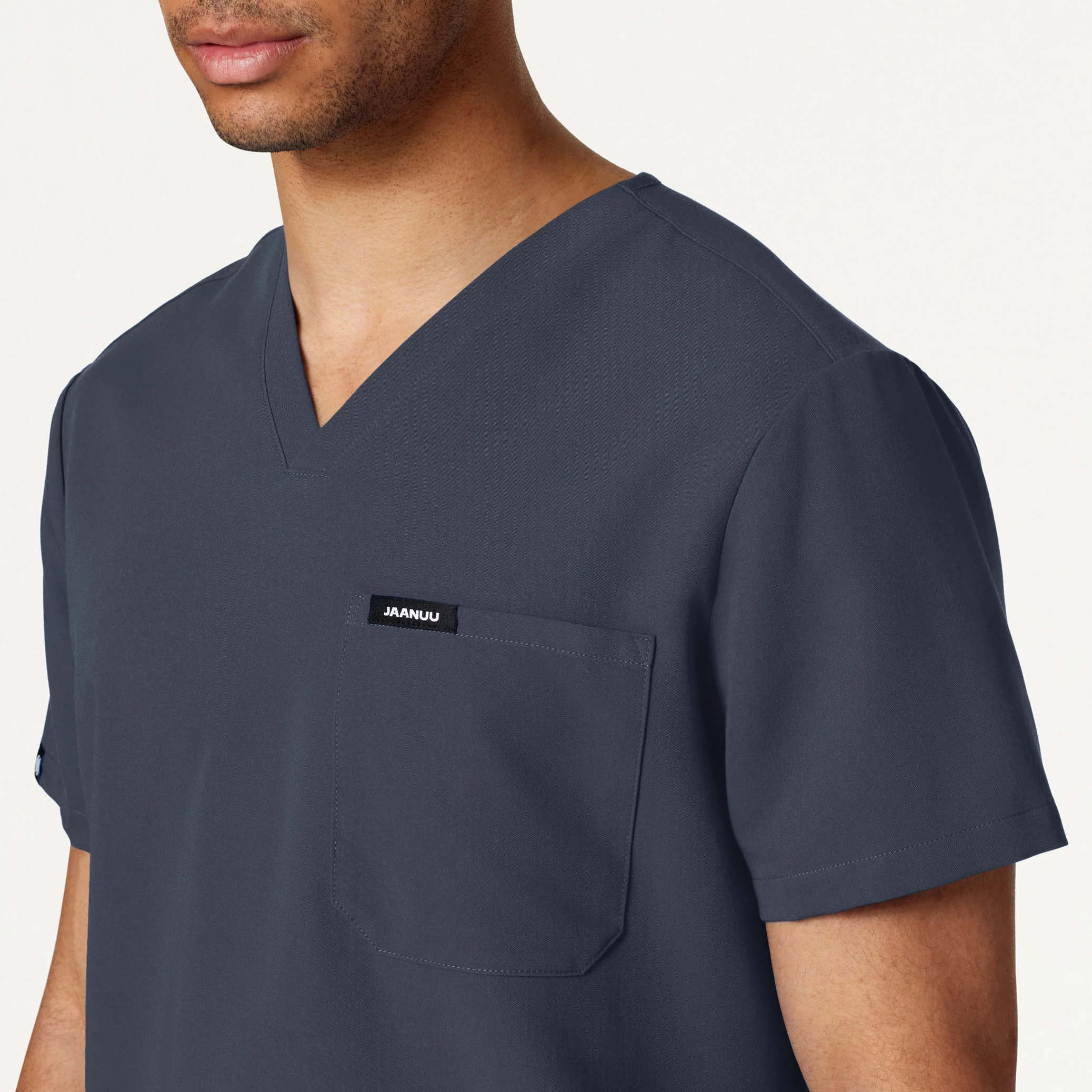 Holmes Everyday 1-Pocket Scrub Top - Carbon Gray - Image 4