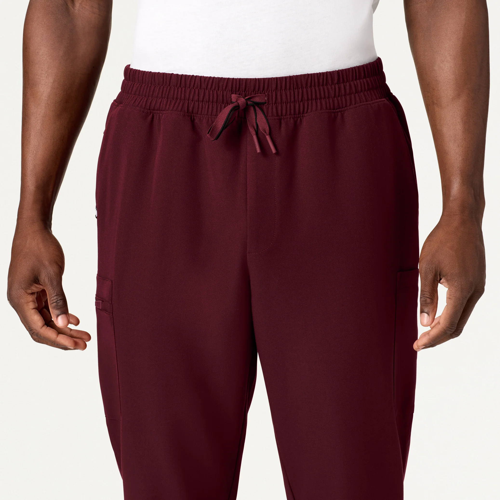 Osmo 8-Pocket Scrub Jogger - Burgundy - Image 4