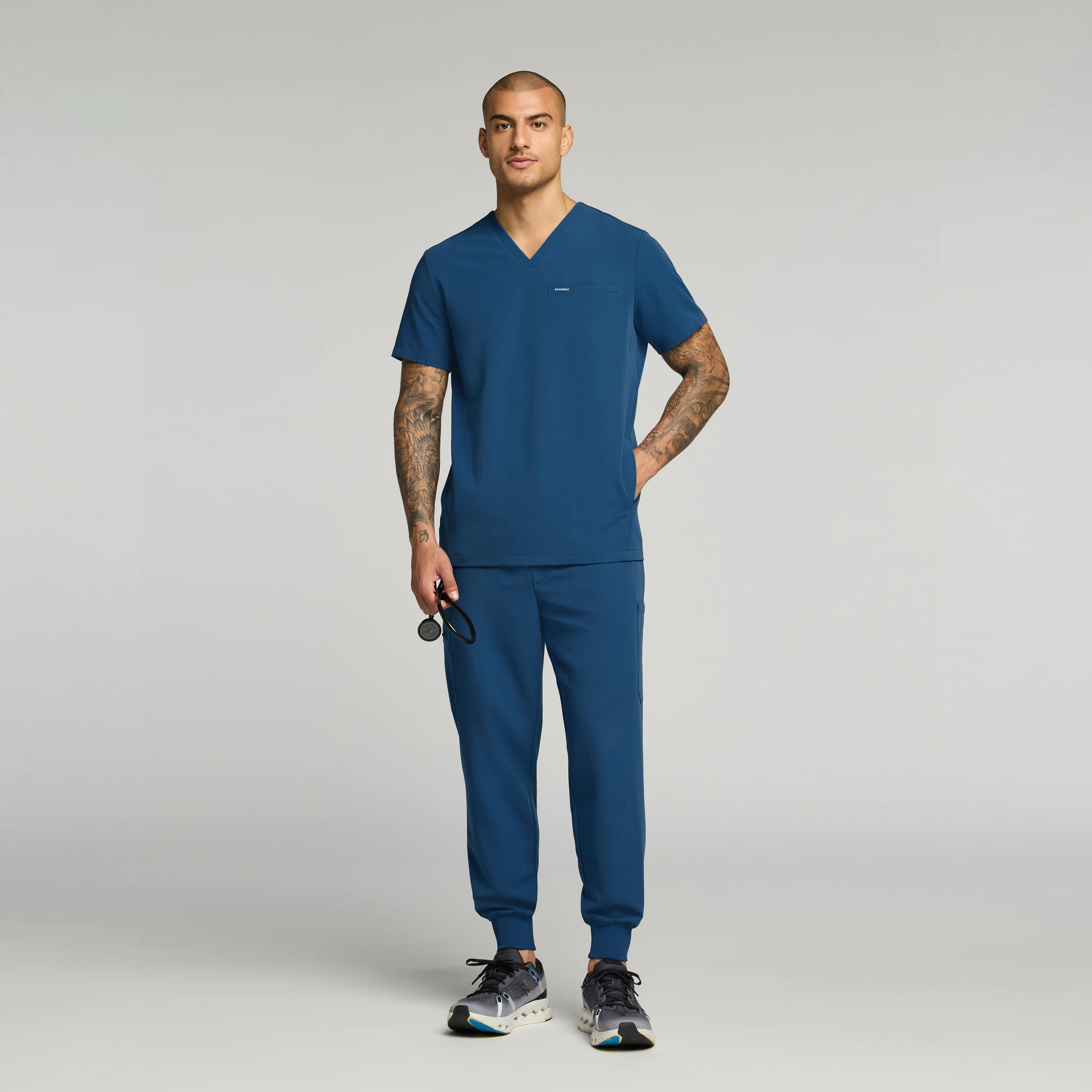 Osmo 8-Pocket Scrub Jogger - Ocean - Image 2