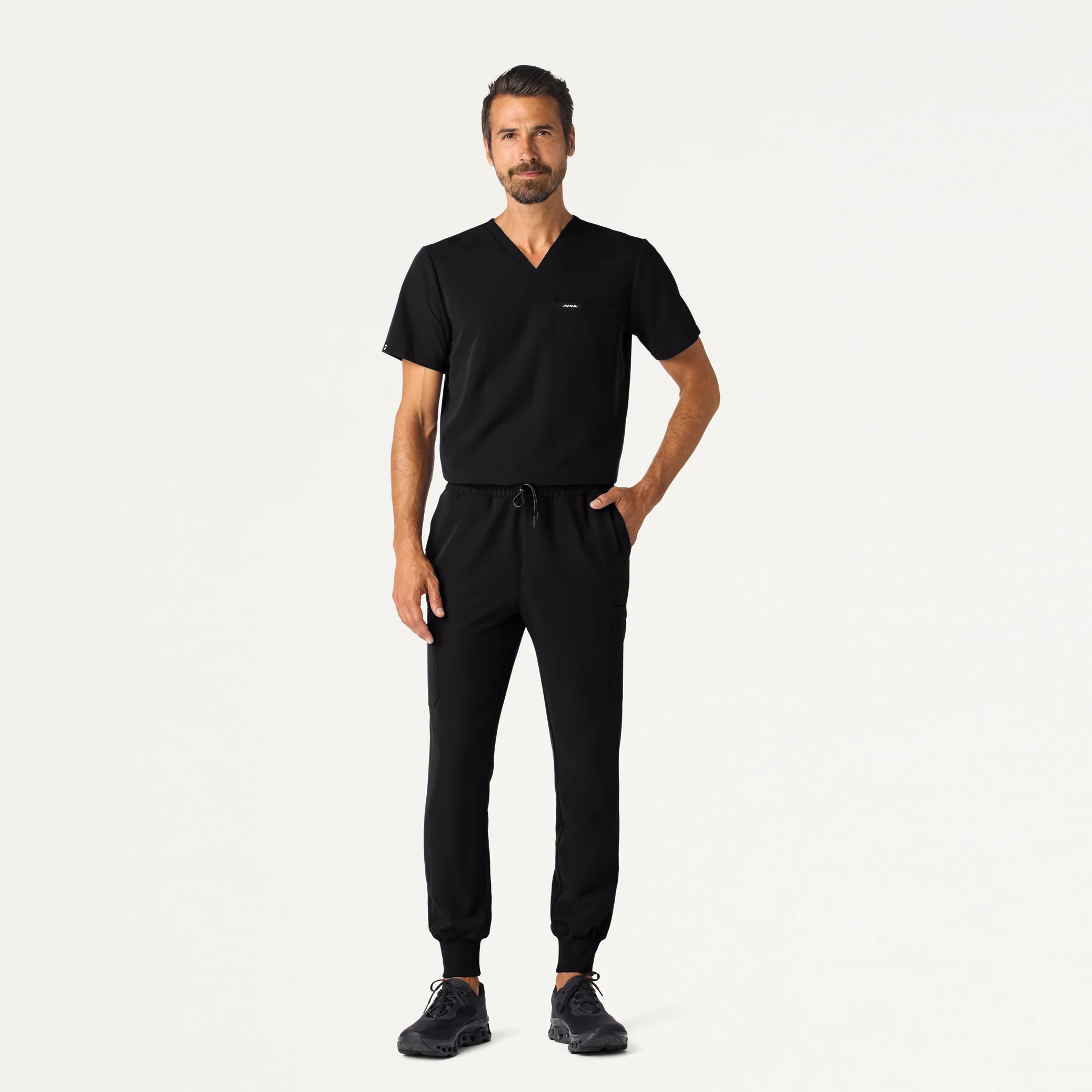 Osmo Slim 8-Pocket Scrub Jogger - Black - Image 2