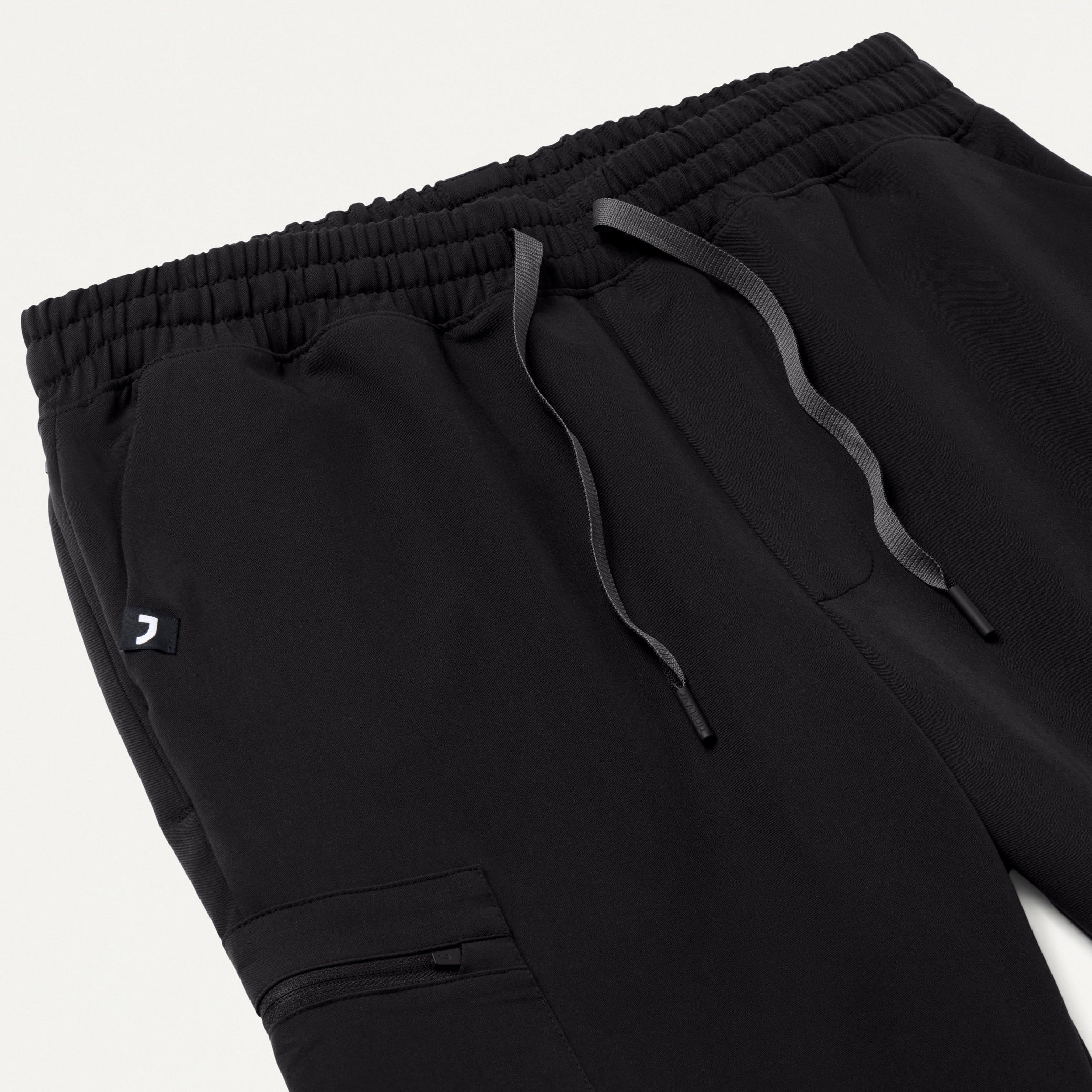 Osmo Slim 8-Pocket Scrub Jogger - Black - Image 6