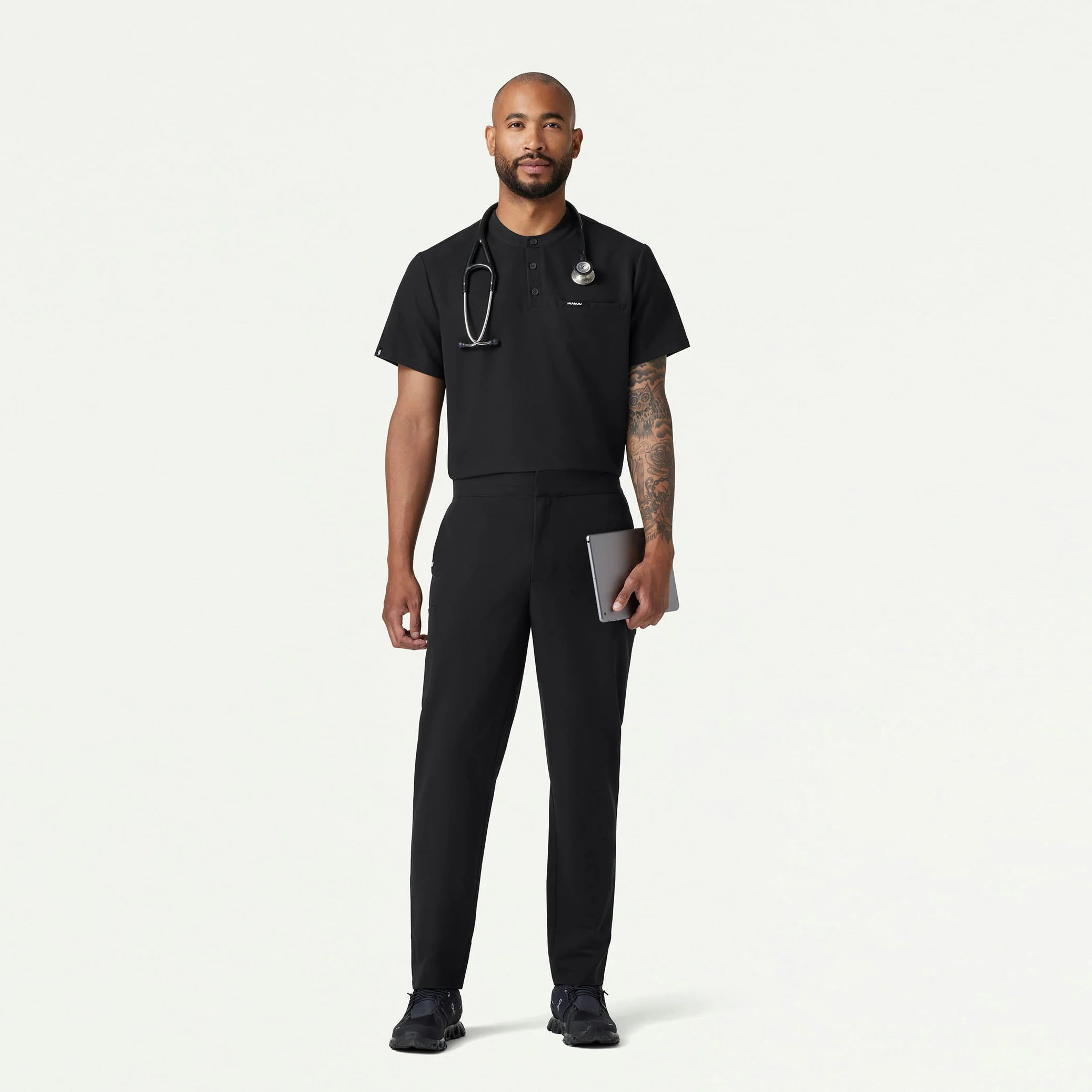The Thom Essential Scrub Set - Black