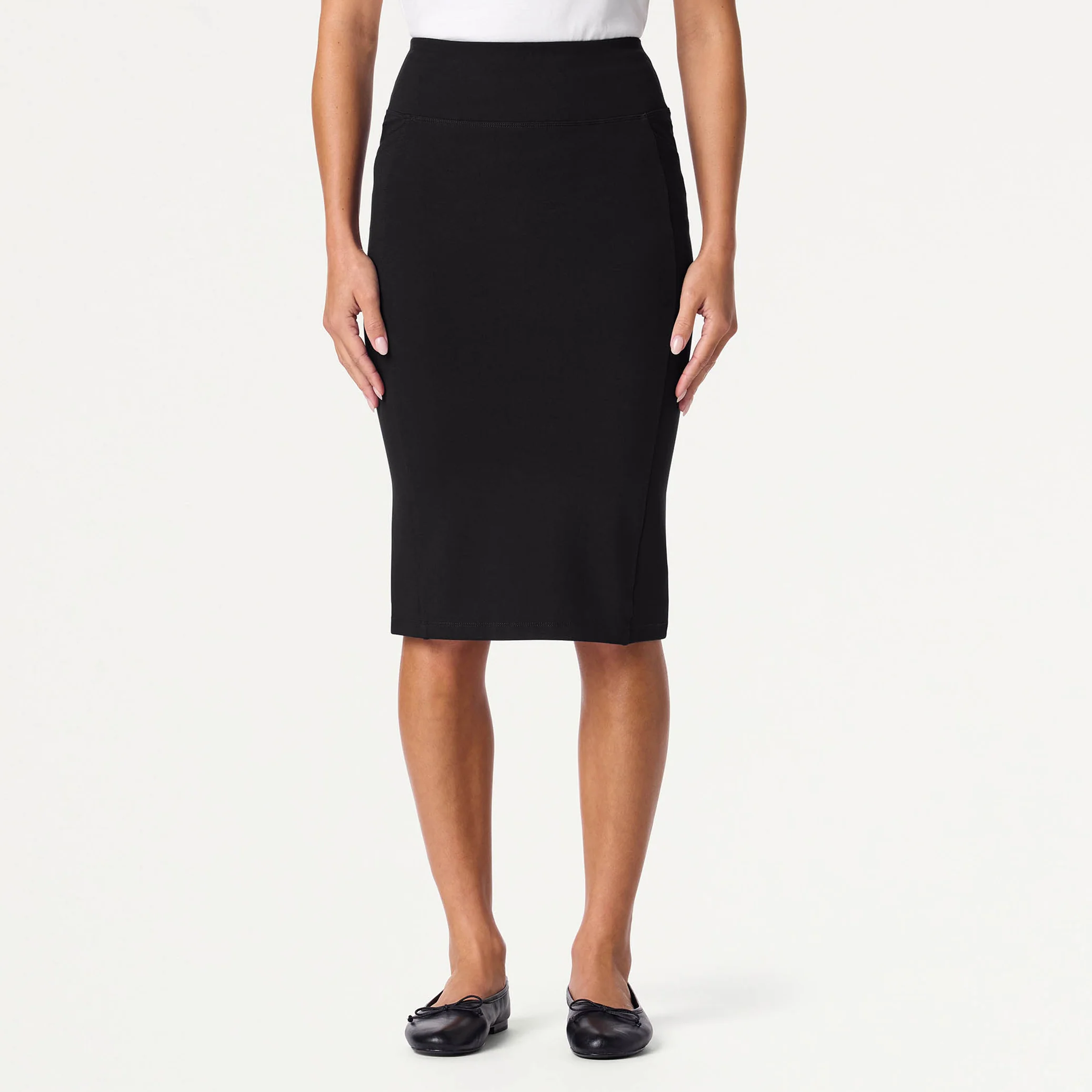 The UltraSOFT™ Skirt Scrub Set - Black - Image 4