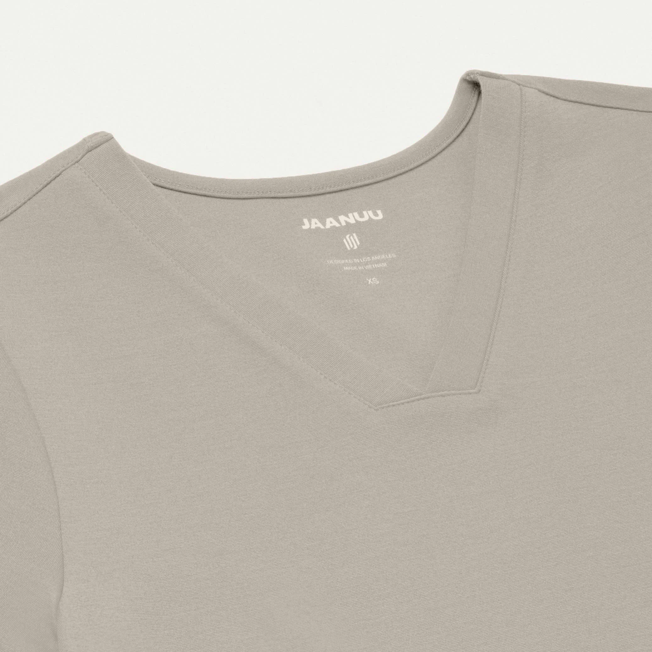 Cesi Slim UltraSOFT™ Scrub Top - Fog - Image 4