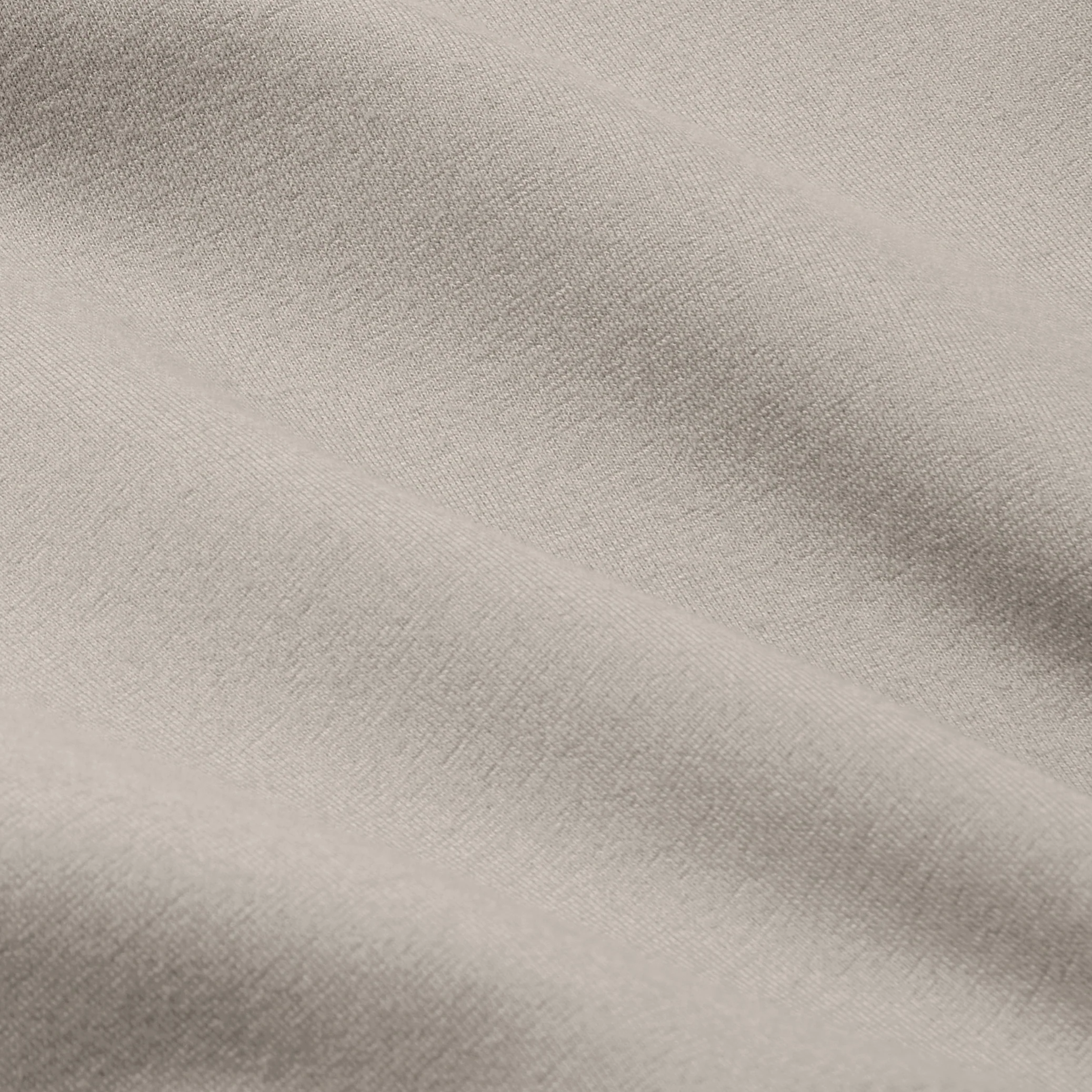 Cesi Slim UltraSOFT™ Scrub Top - Fog - Image 5