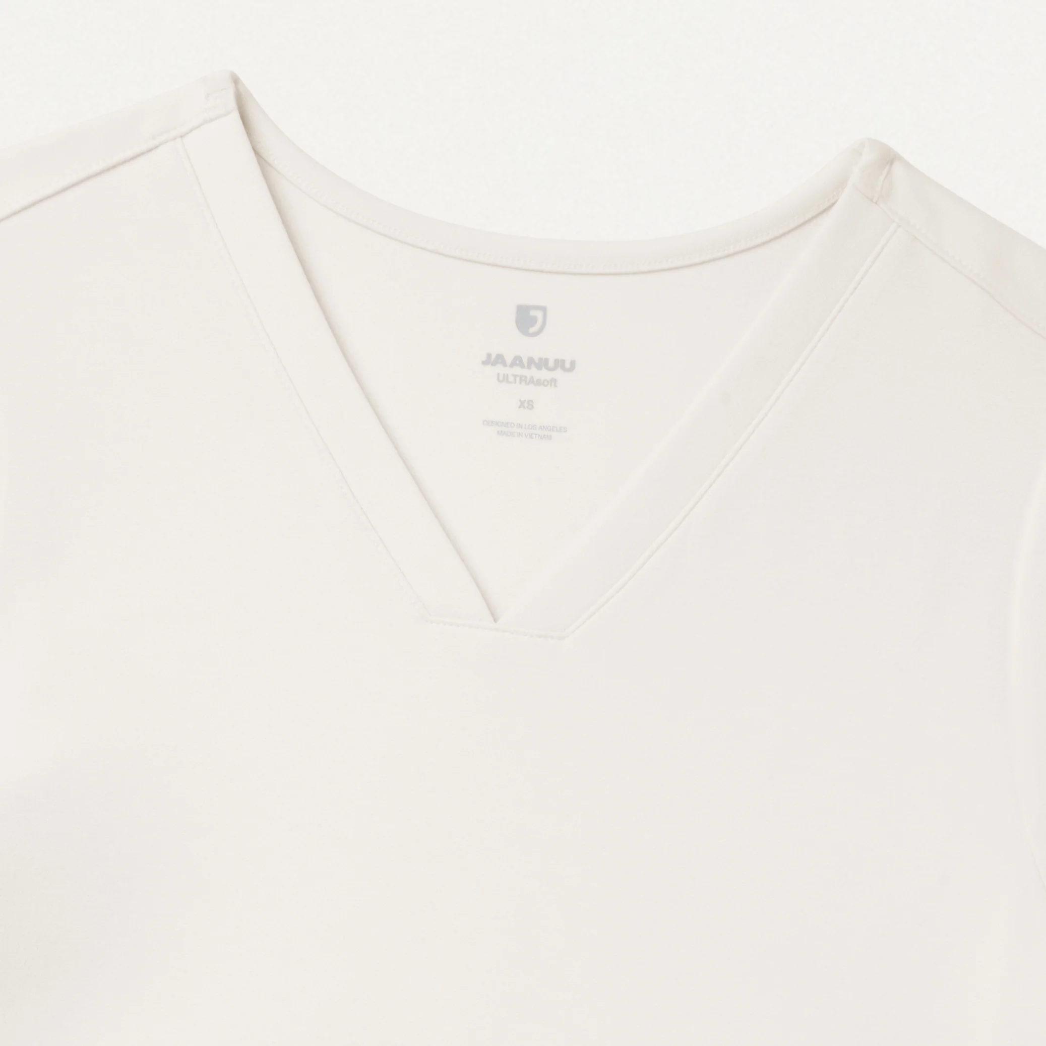 Cesi Slim UltraSOFT™ Scrub Top - Frost - Image 4