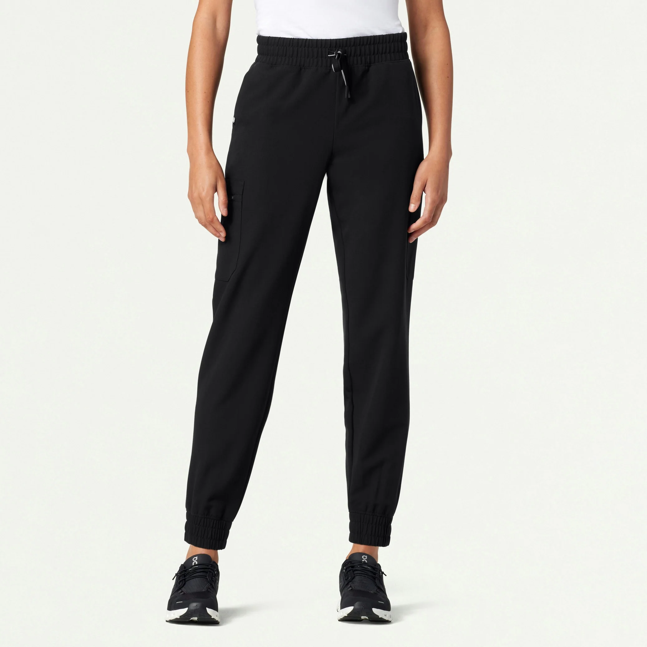 Neo Everyday Cargo Scrub Jogger - Black