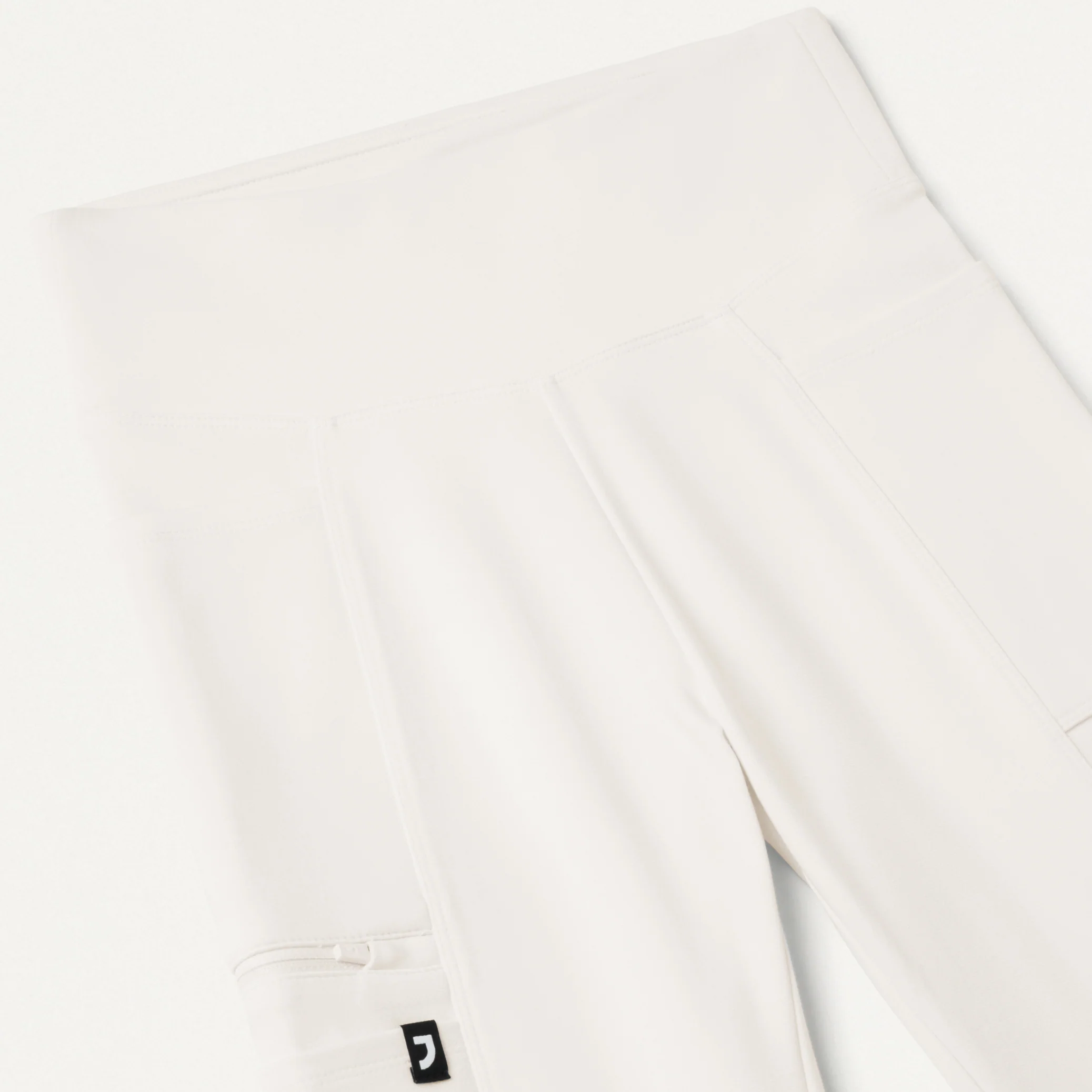 Perri UltraSOFT™ Yoga Scrub Pant - Frost - Image 4