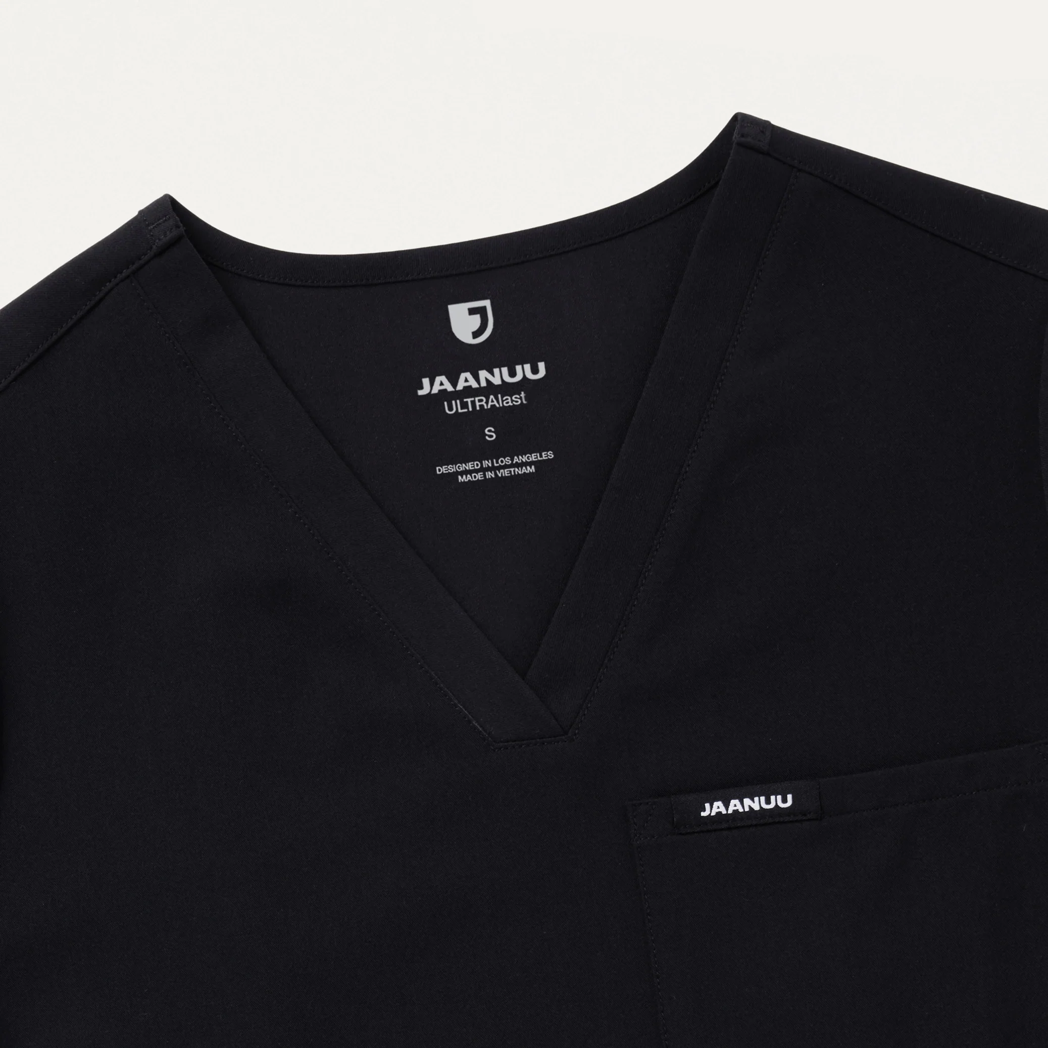 Rhena Slim Essential 1-Pocket Scrub Top - Black - Image 7