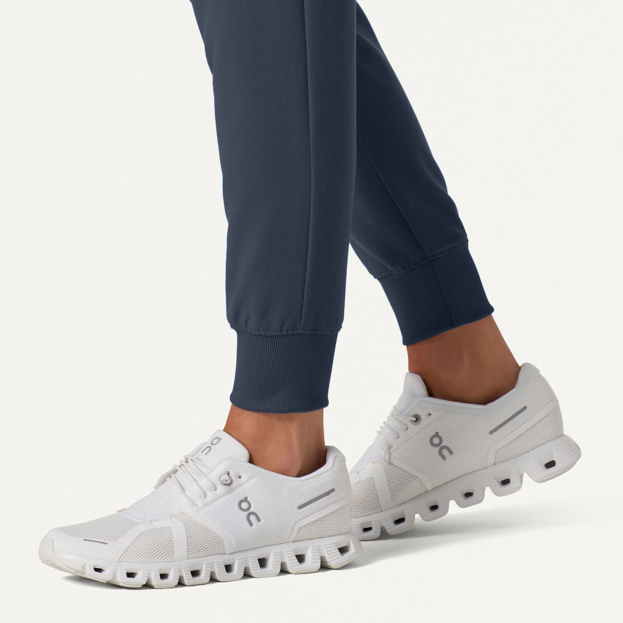 Silex Slim Knit-Waist Scrub Jogger - Carbon Gray - Image 7